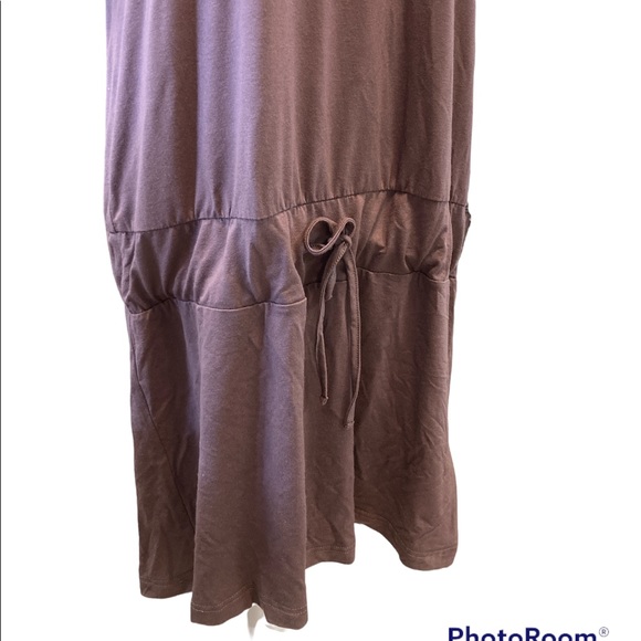 Venus T-shirt Dress - Picture 4 of 10